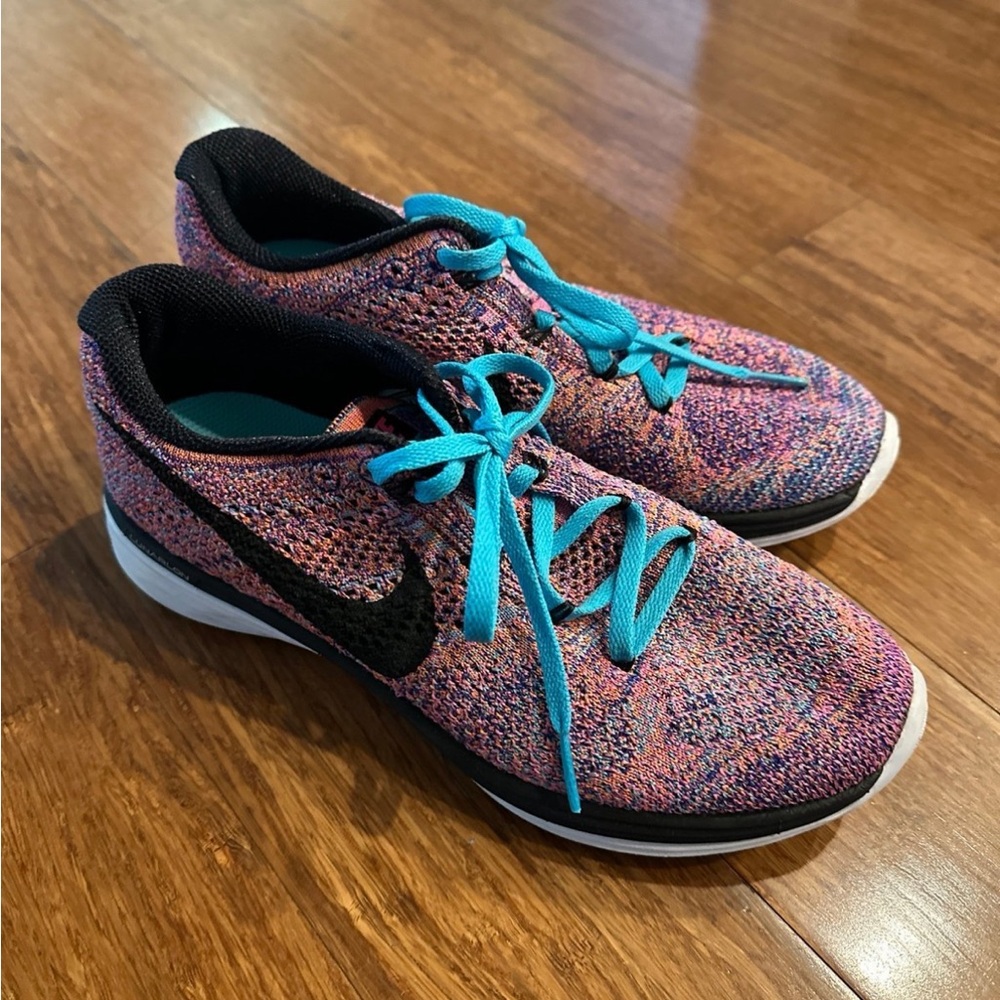 Nike Multicolor Athletic Shoes with Black and Blue Accents